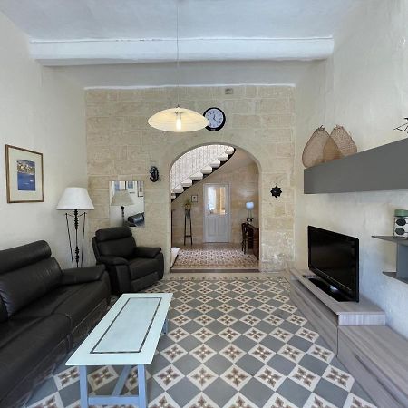 Hôtel Penelope Townhouse à Ghajn il-Kbira  Extérieur photo