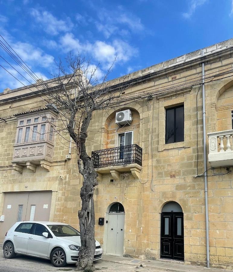 Hôtel Penelope Townhouse à Ghajn il-Kbira  Extérieur photo