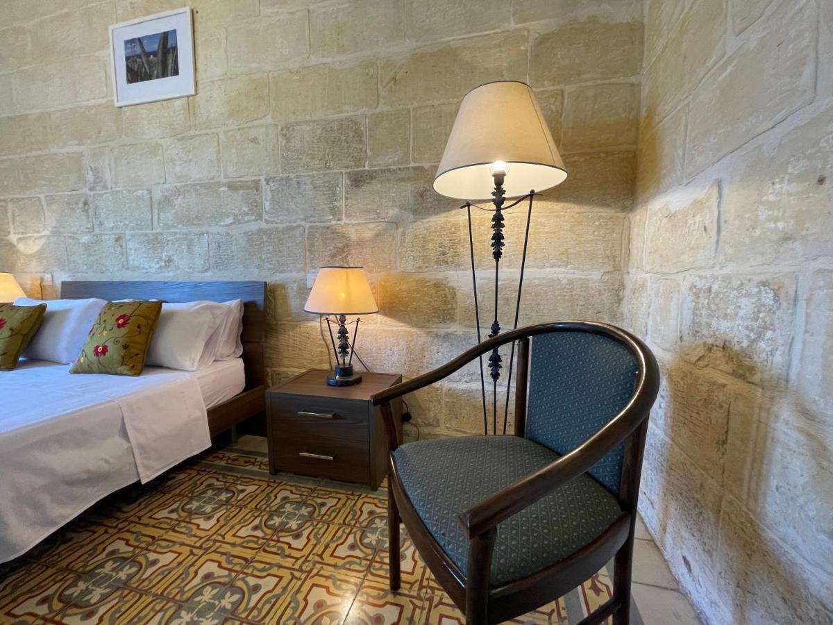 Hôtel Penelope Townhouse à Ghajn il-Kbira  Extérieur photo